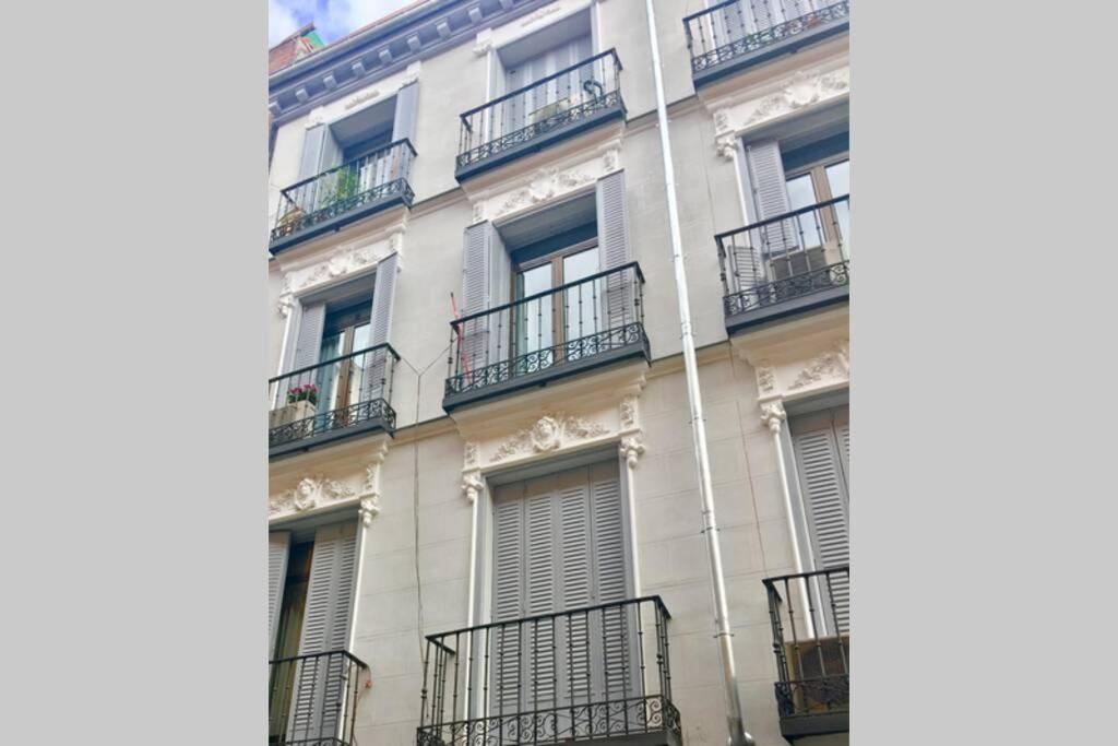Precioso Estudio En Malasana Madrid Exteriör bild